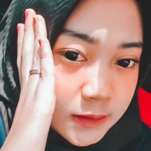 Titis Dian Fari profile icon