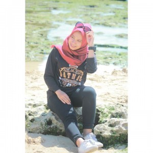 Nia Zulkurnia profile icon