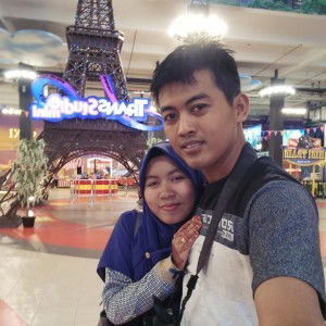 Ria Agustina profile icon