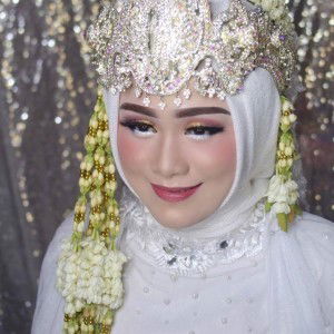 Shella Mei Sari profile icon