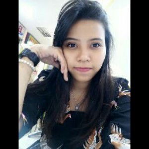 nadhiia n profile icon