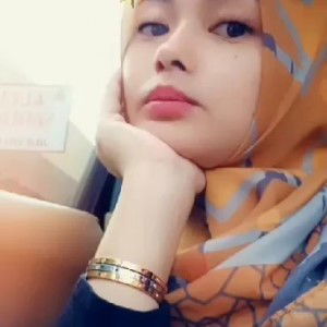 Fitri Andriyani profile icon