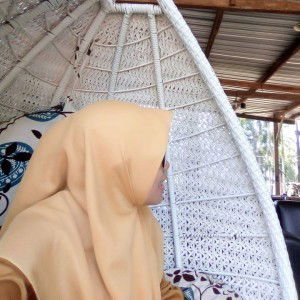 Khozinatul Waritsah profile icon