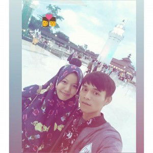 Uwiie Kharisma profile icon