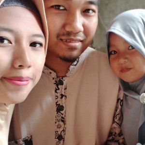 Uke Indriani profile icon