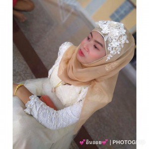 อินออย ย. profile icon