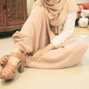 Laras A Safitri profile icon