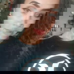 Indah Roz profile icon