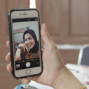 Ade Rahmat Kurnia Sari profile icon