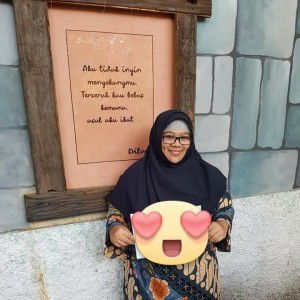 Neny Ernawati profile icon