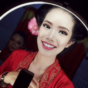 Widya Efelyn profile icon