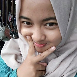 putri tiyas profile icon