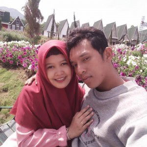 Dewi Maryati profile icon