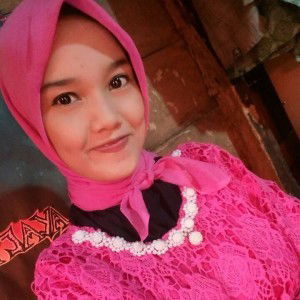 Resi Septiara profile icon