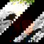 Nindi Yulianti profile icon