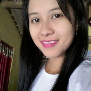 Rhia Widiasti profile icon