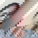 Dew Suttida profile icon