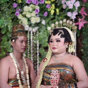 Chiro Chiro Chiro profile icon