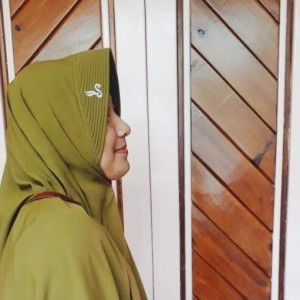 Retno Wulan D profile icon