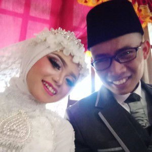 Eky Dwi Purnamasary profile icon