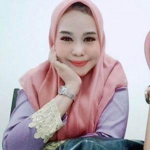 Dewi Yusoff profile icon