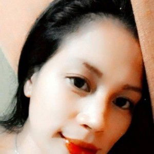 Joana Marie Velado profile icon