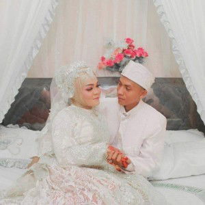 YhaNna Putry Amriani profile icon