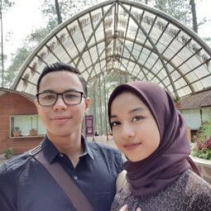 anisa ningtyasti profile icon