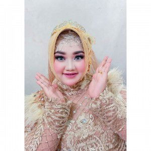 Esthy Sulastri profile icon