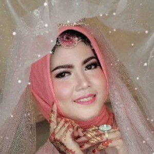 Nia Husnia profile icon