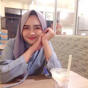 Ayu Lestari profile icon