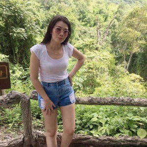 Apitchaya Momay profile icon