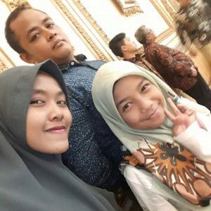 Dinda Perwira Sari profile icon