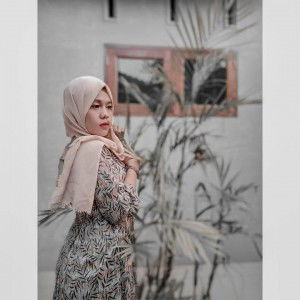 Ely Juwita profile icon