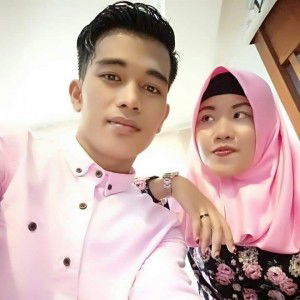 Azwieraja profile icon