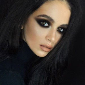 Desy Arieyani profile icon