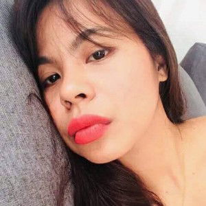 Reyza Mae Tumaquin profile icon