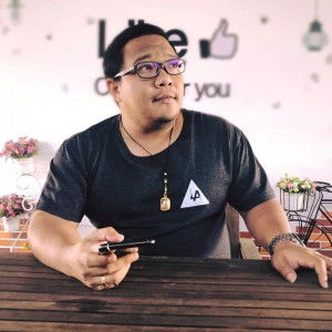 Chaitawit Nung Charoensuk profile icon