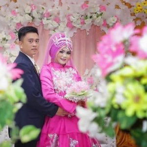 Rika Saputri profile icon