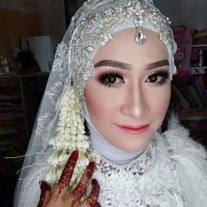 Nani Dwiyanti profile icon