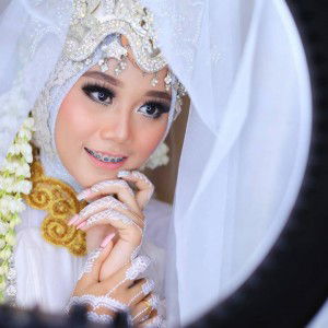 Peni Novitha Sari profile icon