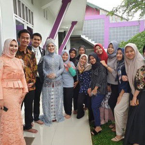 Yuliana Sari profile icon