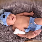 Anne Santos profile icon