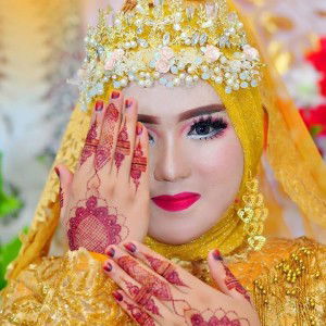 Erlina Make Up Tolis profile icon