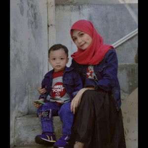 Dewi Sri Wulandari profile icon