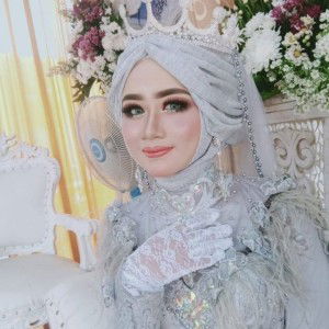 siti nur'aini profile icon