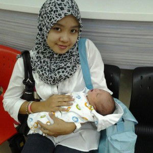 eye-na farahin profile icon