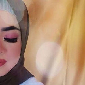 Listi Rahayu Noviani profile icon