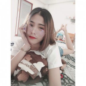 Poom Chariya profile icon