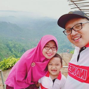 Feriyanti Rochmah profile icon